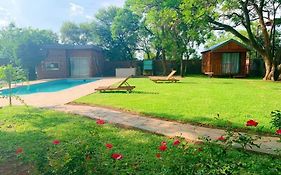 Kameeldoring Guest House